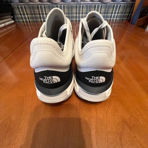 Women’s size 9 north face brand vector escape, future light - Picture 4 of 5